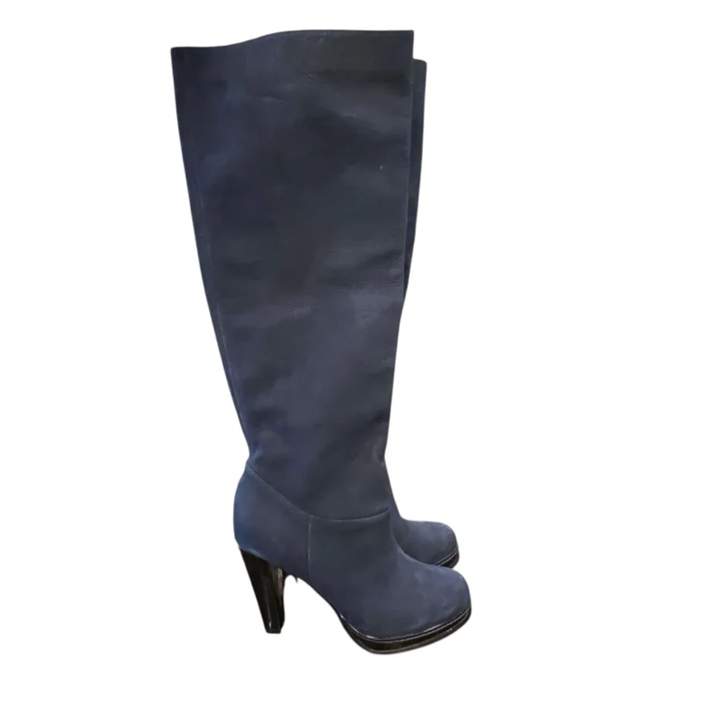 COLE HAAN Knee High Heeled Suede Boots Pull-On 8.5B Round Toe‎ Blue Suede Club
